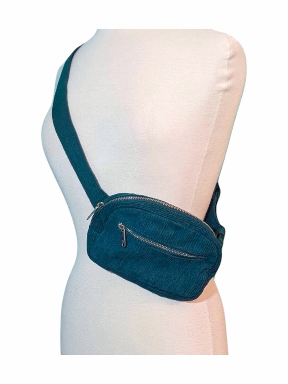WILD FABLE-GREEN CORDUROY BELT BAG